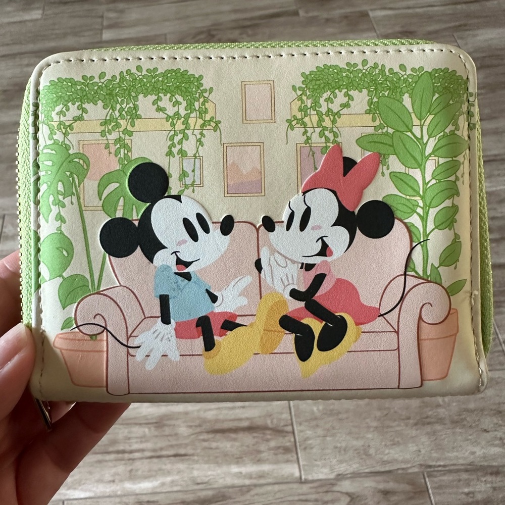 Disney Loungefly wallet Mickeys House & Friends